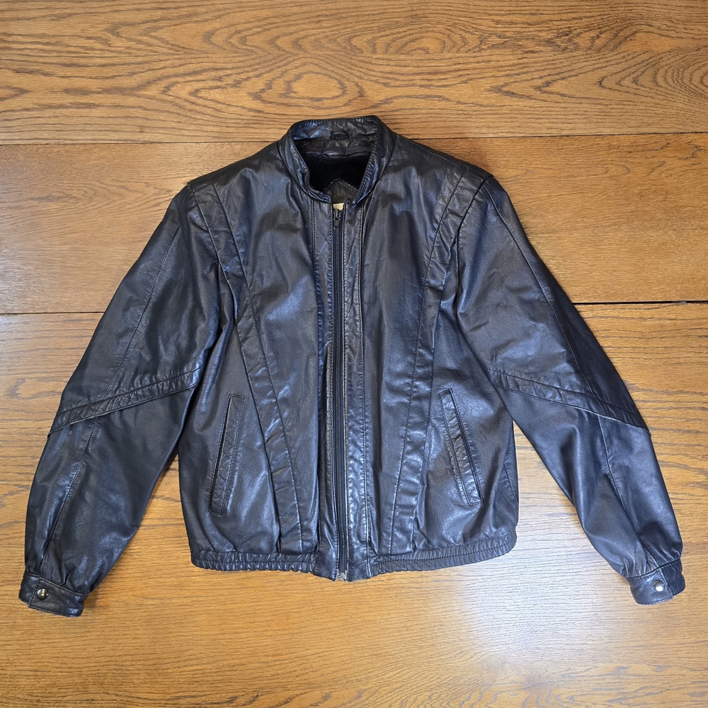 Vintage Bermans Leather Motorcycle Jacket Womens Size 10 Black Fur Lined Bomber